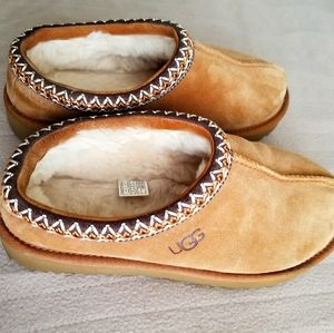 UGG Tasman Slipper